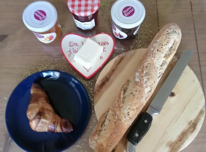 La Chambre D'hote De Christelle Privatunterkunft *